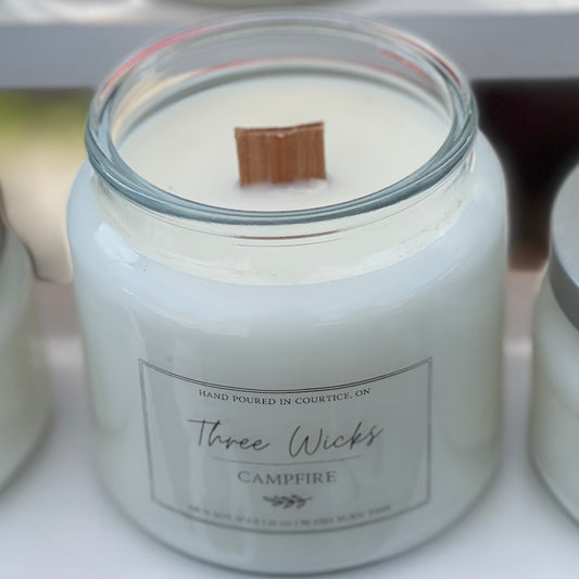Wood Wick scented soy candle